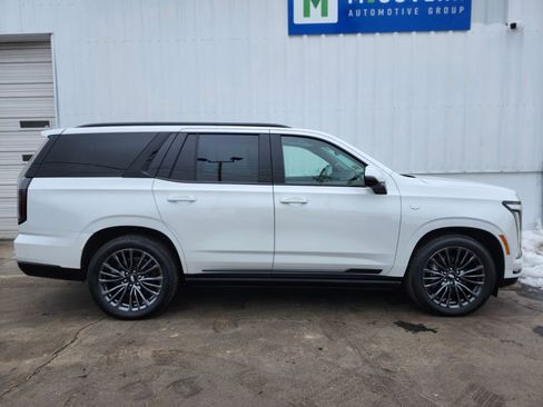 Used 2025 Cadillac Escalade Sport Platinum w/ LPO, Floor Liner Package image 6