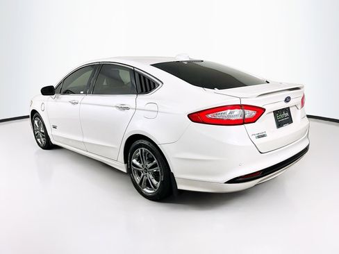 Used 2016 Ford Fusion Energi Titanium FWD image 5