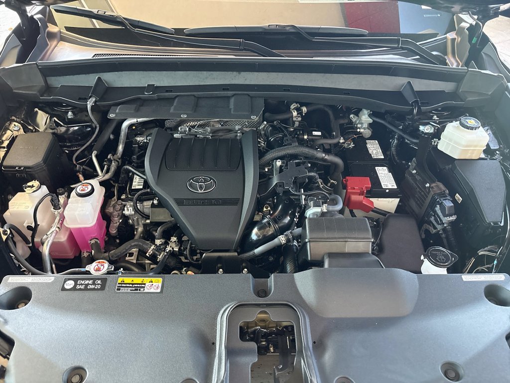 Used 2025 Toyota Grand Highlander FWD image 30