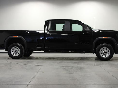 Used 2024 GMC Sierra 3500 Pro image 3