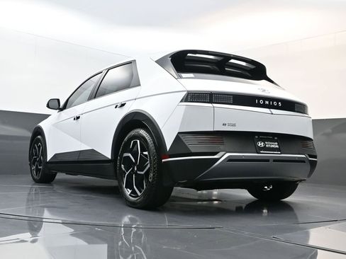 Certified 2023 Hyundai Ioniq 5 SEL image 26