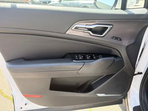 Used 2024 Kia Sportage SX AWD/4WD image 13