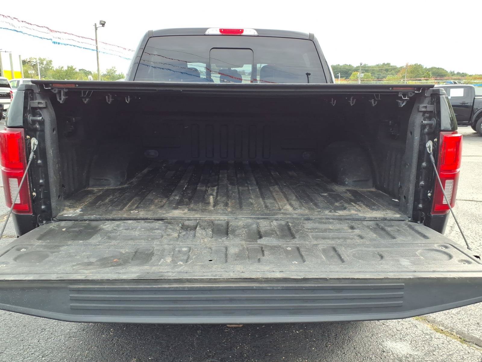 Used 2019 Ford F150 Lariat w/ Equipment Group 502A Luxury AWD/4WD image 13