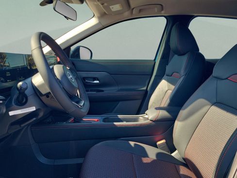 New 2026 Nissan Kicks SR image 22