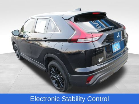 Used 2025 Mitsubishi Eclipse Cross LE AWD/4WD image 3