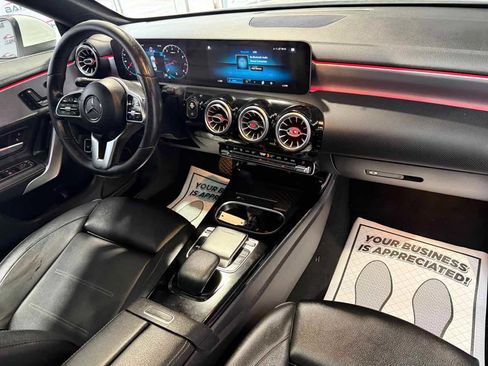 Used 2020 Mercedes-Benz CLA 250 w/ Premium Package image 43