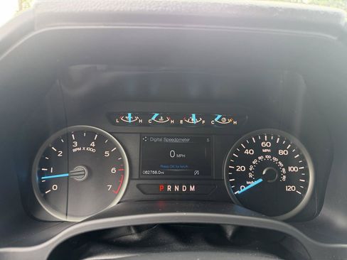 Used 2018 Ford F150 XLT w/ Equipment Group 302A Luxury AWD/4WD image 12