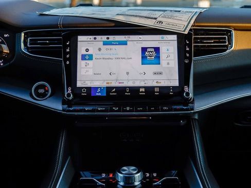 New 2026 Jeep Grand Wagoneer Limited image 16