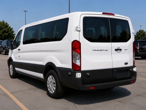 Used 2024 Ford Transit 350 XLT RWD image 12