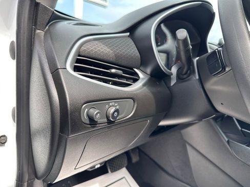 Used 2023 Chevrolet Malibu LS image 12