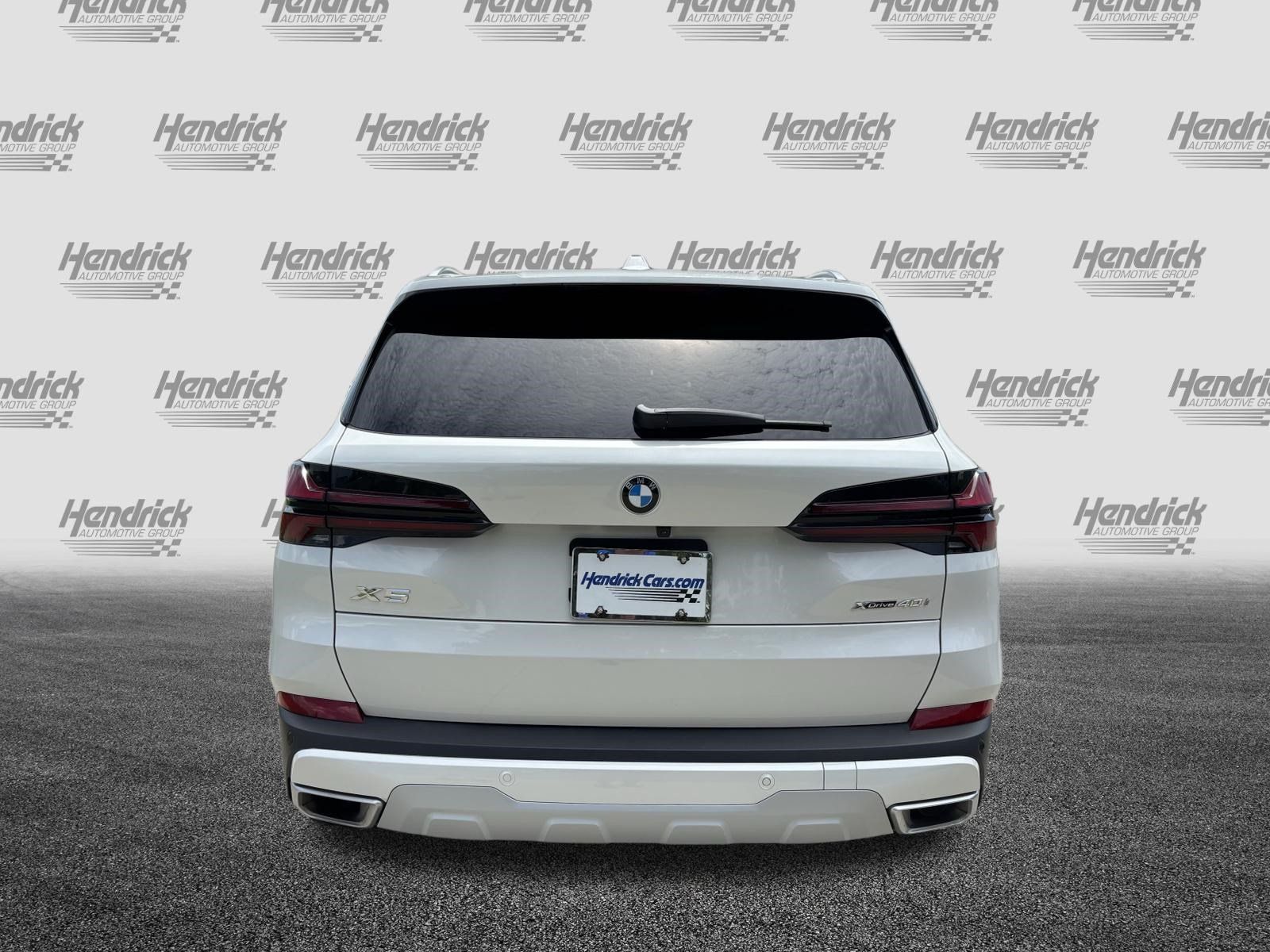 Certified 2024 BMW X5 xDrive40i w/ Premium Package AWD/4WD image 9