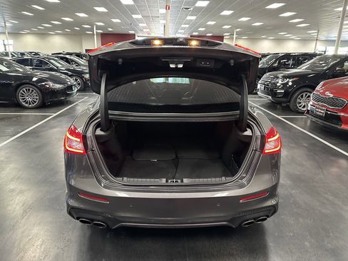Used 2018 Maserati Ghibli S GranSport image 27