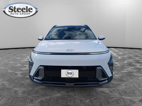 Used 2024 Hyundai Kona Limited FWD image 14