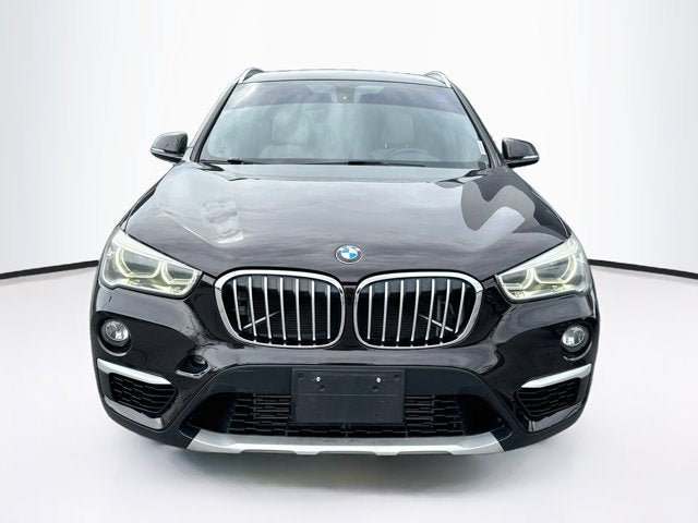 Used 2017 BMW X1 xDrive28i AWD/4WD image 2