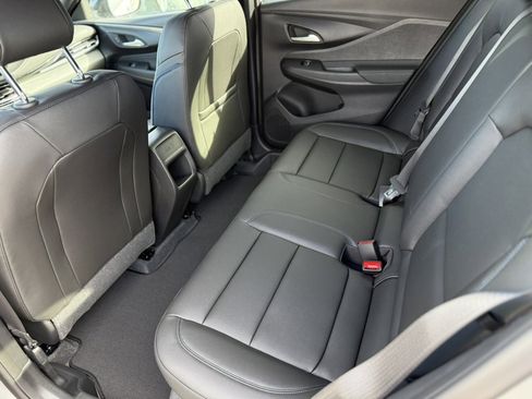 New 2026 Buick Envista Sport Touring image 10