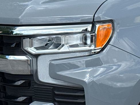 Used 2024 Chevrolet Silverado 1500 LT RWD image 4