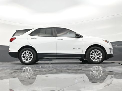 Used 2020 Chevrolet Equinox LS FWD image 26