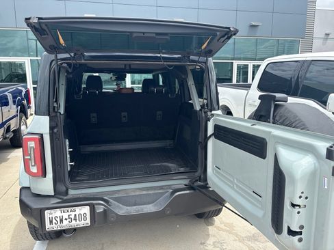 Used 2024 Ford Bronco Outer Banks AWD/4WD image 9