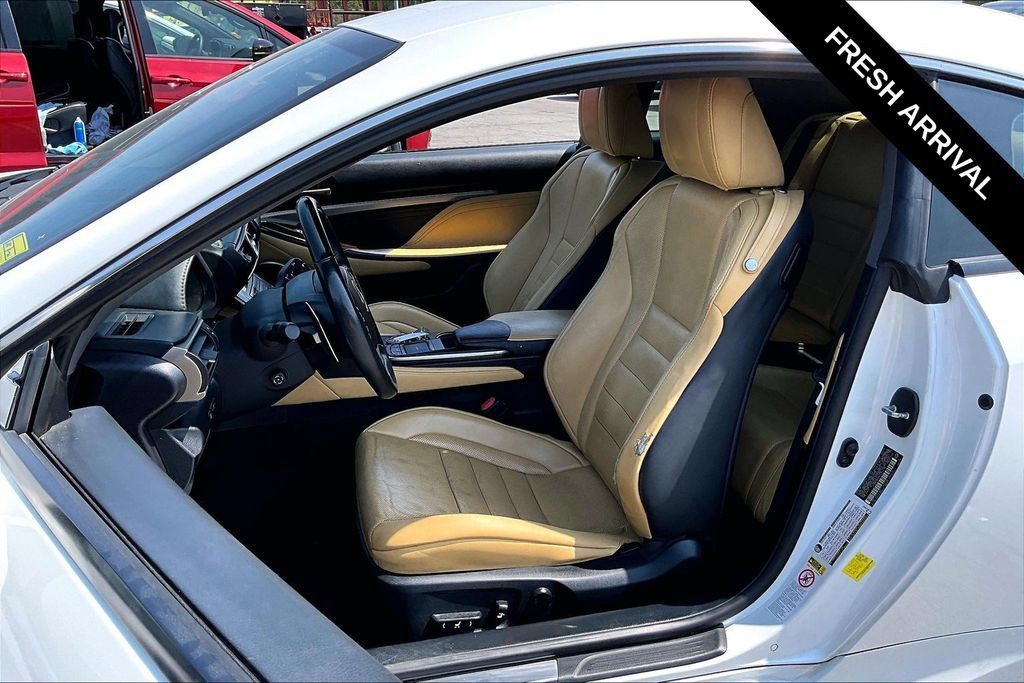 Used 2015 Lexus RC 350 w/ Luxury Package RWD image 20