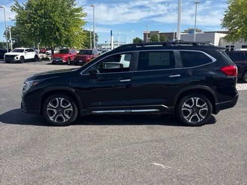 Used 2024 Subaru Ascent Touring AWD/4WD image 8