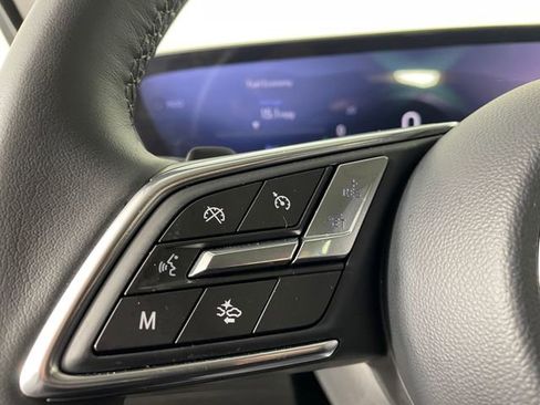 Certified 2025 Buick Envision Preferred image 11