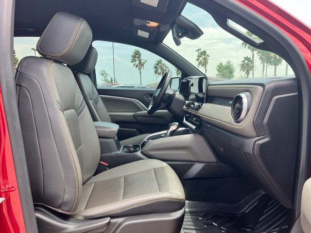 Used 2024 Chevrolet Colorado ZR2 w/ ZR2 Convenience Package III AWD/4WD image 22