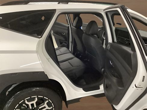 Used 2025 Hyundai Tucson XRT image 13