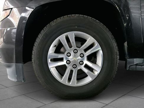 Used 2017 Chevrolet Tahoe LT image 11