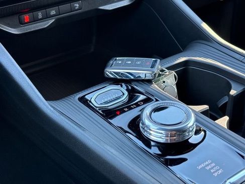 New 2026 Jeep Cherokee Laredo image 14