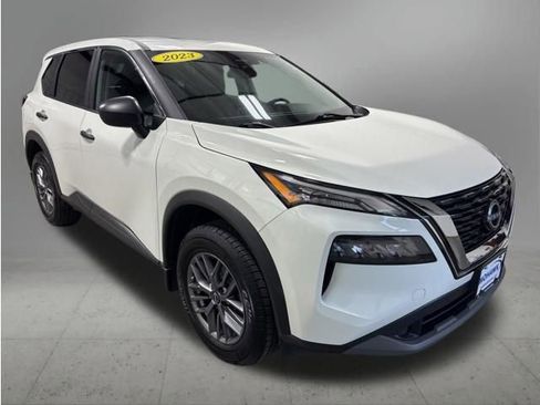Used 2023 Nissan Rogue S AWD/4WD image 8