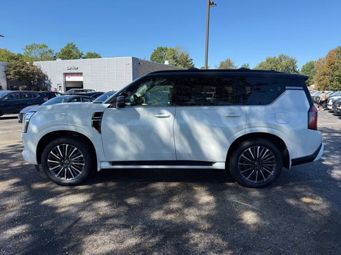 New 2026 Nissan Armada Platinum Reserve image 9