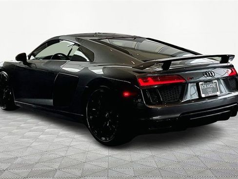 Used 2018 Audi R8 V10 plus image 12