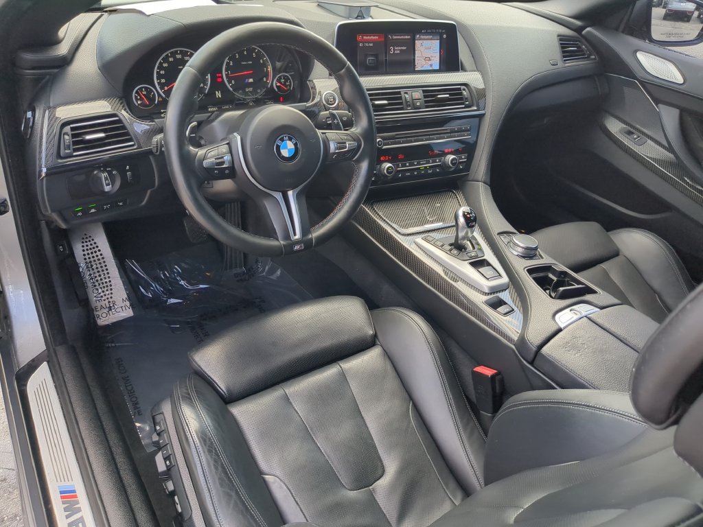 Used 2018 BMW M6 Convertible RWD image 13