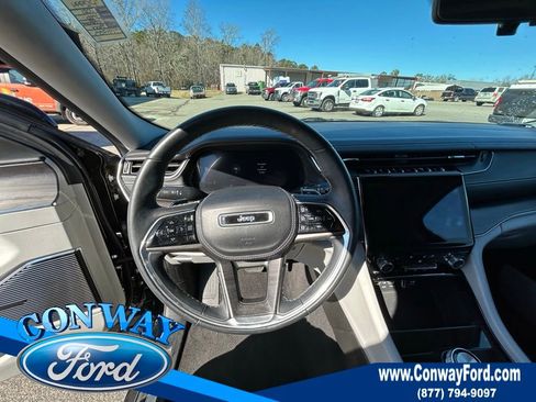 Used 2021 Jeep Grand Cherokee L Overland w/ Luxury Tech Group IV image 31