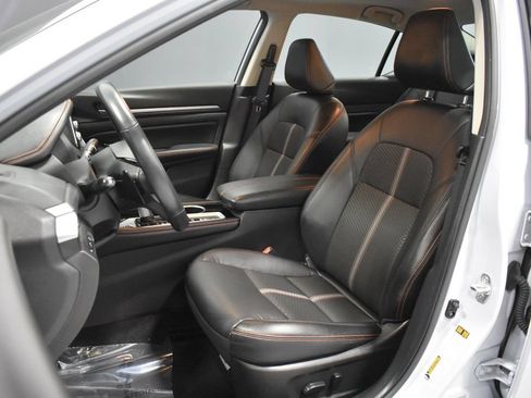 Certified 2024 Nissan Altima 2.5 SR AWD/4WD image 5