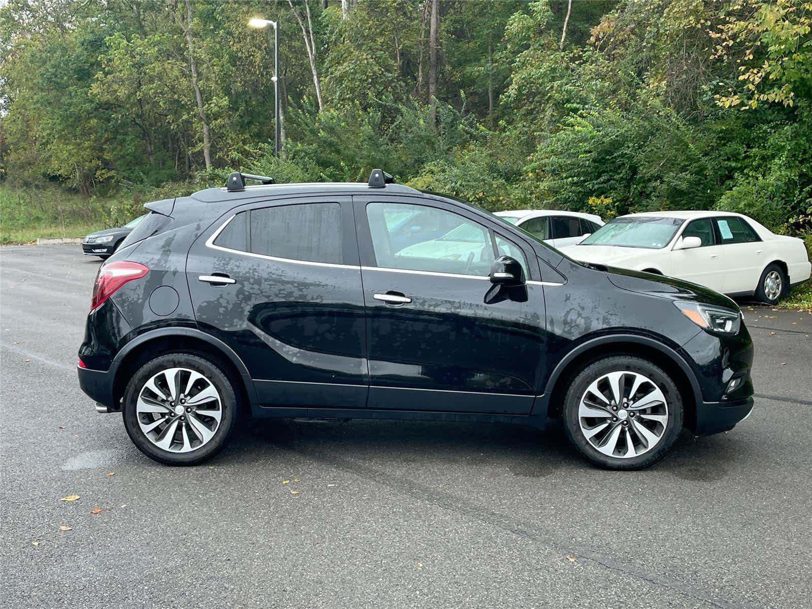 Used 2018 Buick Encore Essence FWD image 6