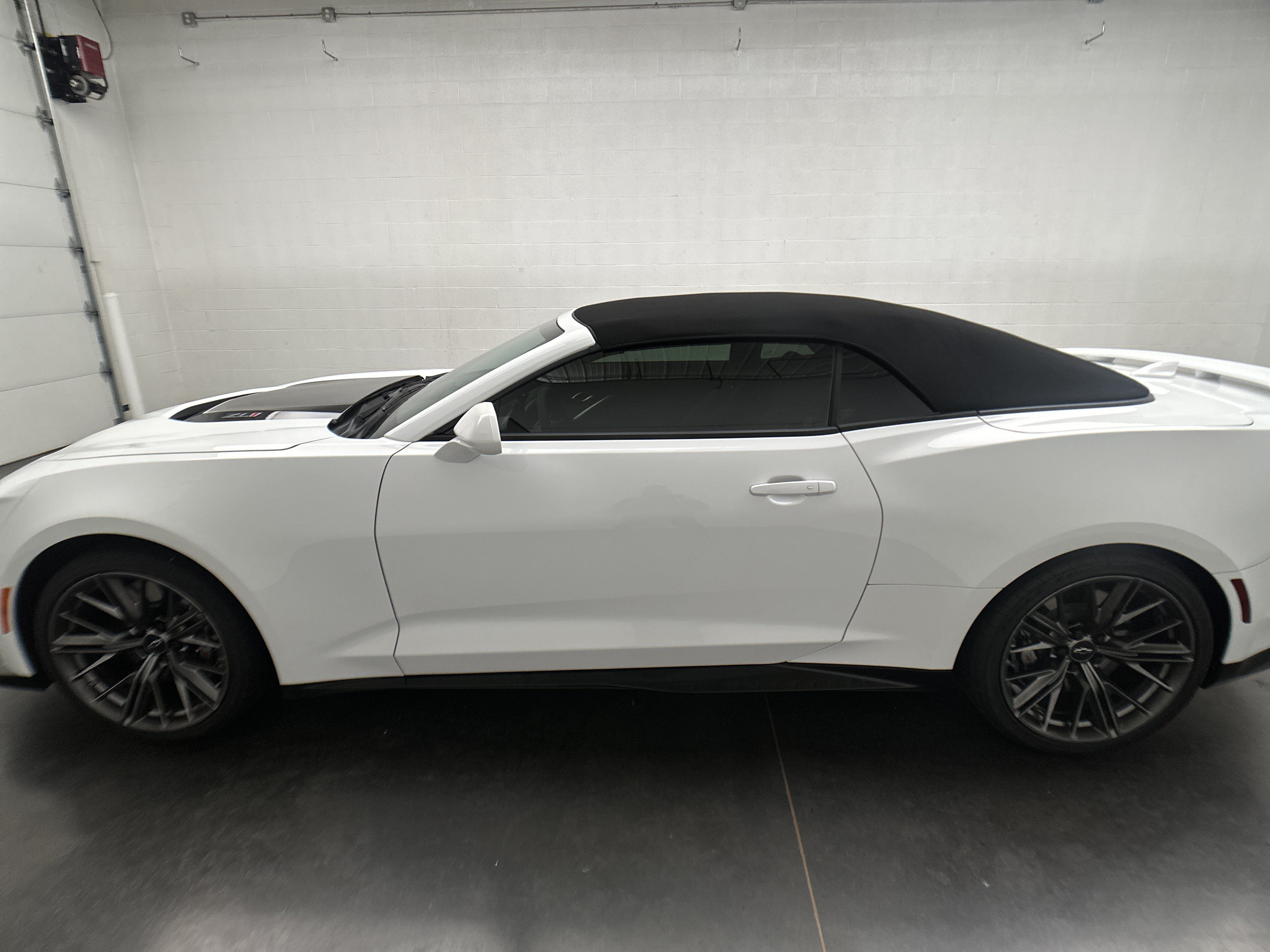 Used 2024 Chevrolet Camaro ZL1 RWD image 6