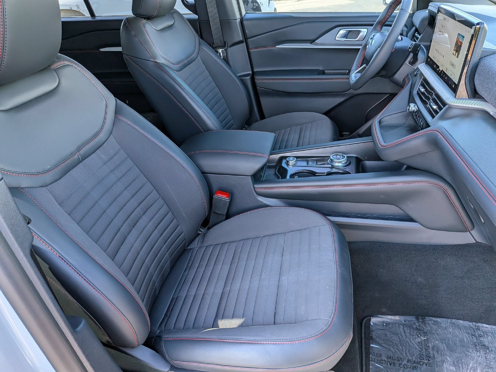 New 2026 Ford Explorer ST-Line w/ ST-Line Street Pack RWD image 26