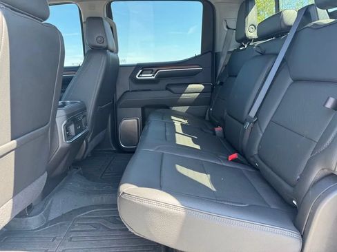 Used 2024 GMC Sierra 1500 Denali AWD/4WD image 18