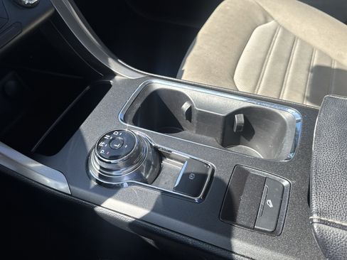 Used 2020 Ford Fusion S FWD image 20