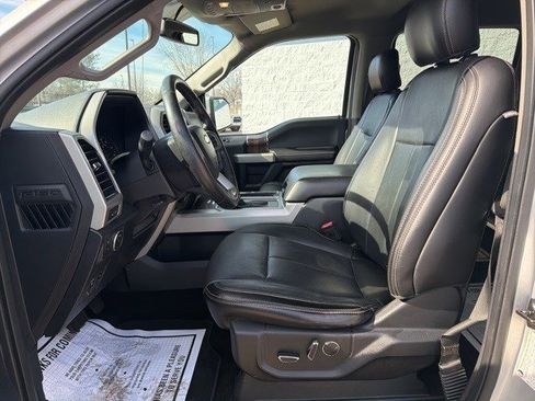 Used 2018 Ford F150 Lariat image 11