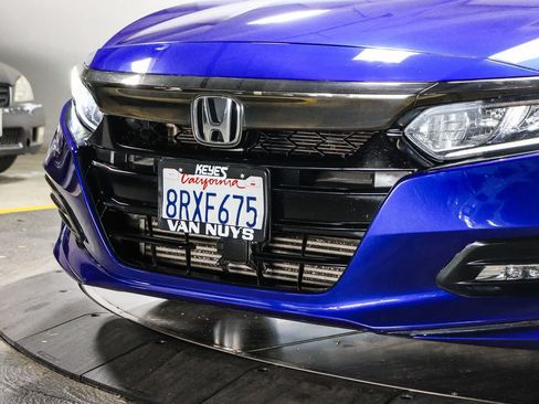 Used 2020 Honda Accord Sport image 8