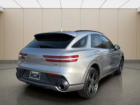 Used 2022 Genesis GV70 3.5T Sport w/ Sport Prestige Package image 5