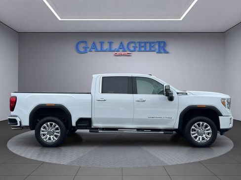 Used 2022 GMC Sierra 2500 Denali w/ Denali Ultimate Package image 3