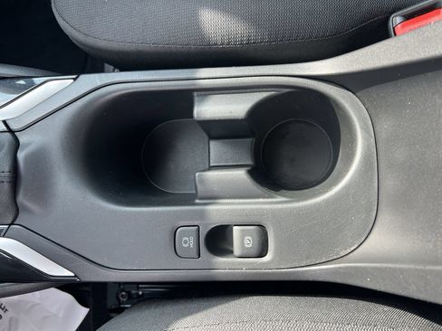 Used 2026 Toyota Corolla LE FWD image 29
