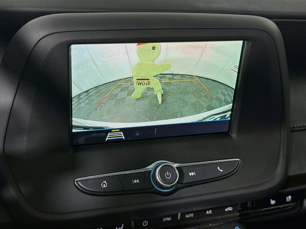 Used 2019 Chevrolet Camaro LT RWD image 5