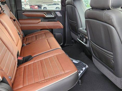 New 2026 GMC Sierra 2500 Denali Ultimate w/ Max Trailering Package image 14
