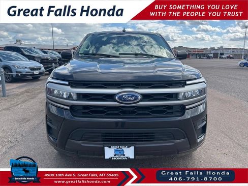 Used 2024 Ford Expedition Max XLT AWD/4WD image 2