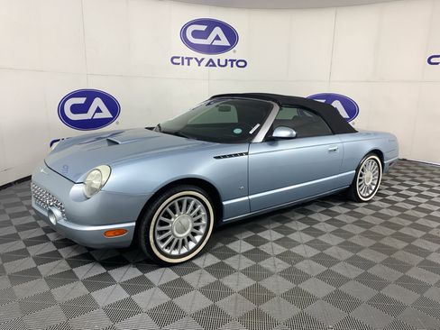 Used 2004 Ford Thunderbird image 7