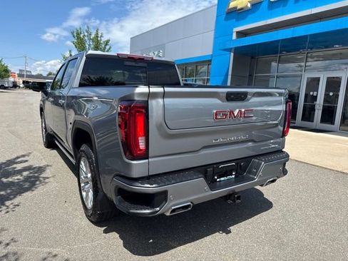 Used 2025 GMC Sierra 1500 Denali AWD/4WD image 8